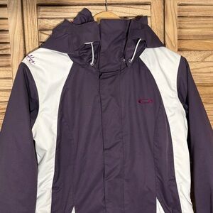 Oakley Women’s Purple and White Ski and Snowboard Jacket